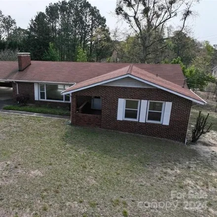 Buy this 3 bed house on 833 Austin Street in Hamlet, NC 28345