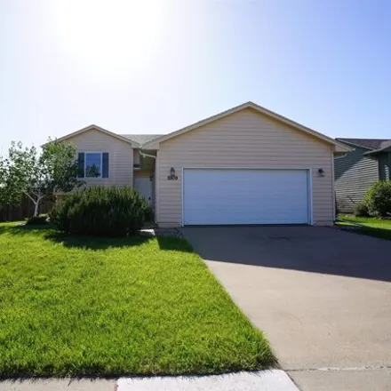 Buy this 4 bed house on 5953 South Hallow Avenue in Sioux Falls, SD 57106