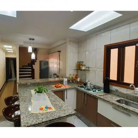 Buy this 3 bed house on Rua Dimas da Silva Rocha in Conjunto Residencial Nova Bertioga, Mogi das Cruzes - SP