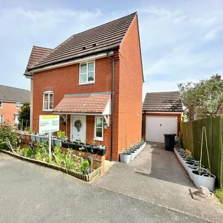 Buy this 3 bed duplex on Thoresby Drive in Hereford, HR2 7RF