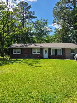 Buy this 3 bed house on 408 Rogers Road in Hinesville, GA 31313