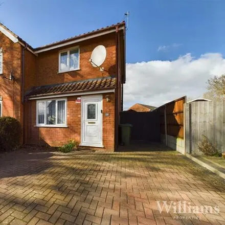 Buy this 2 bed duplex on 20 Alderson Close in Aylesbury, HP19 8TA