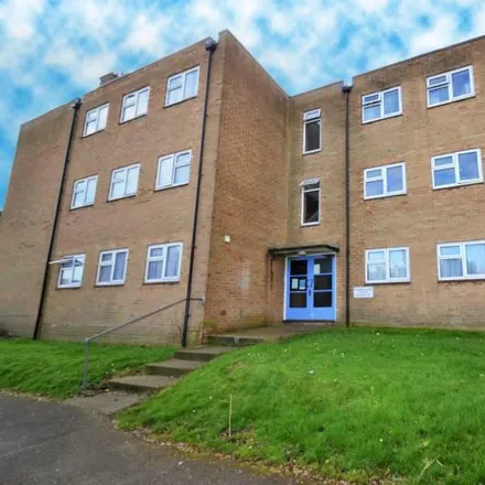 Rent this 2 bed apartment on Willingdon Golf Club in Avard Crescent, Eastbourne