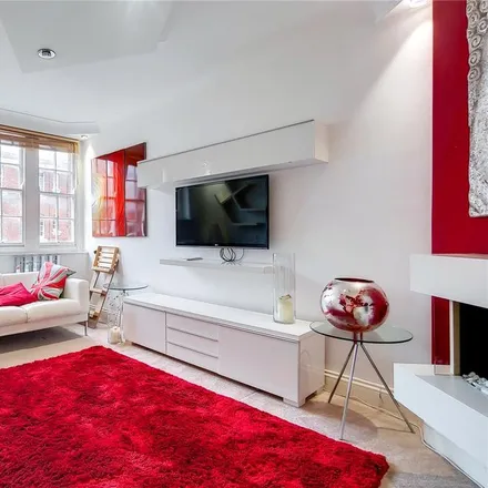 Rent this 1 bed apartment on Knollys House in Tavistock Place, London