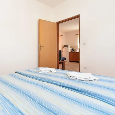 Image 1 - 52215 Peroj, Croatia - Apartment for rent