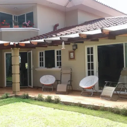 Rent this 2 bed house on Nayon