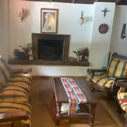 Buy this 5 bed house on San Lorenzo in Partido de San Miguel, Muñiz