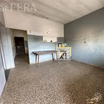 Image 1 - Remedios de Escalada de San Martín, Claypole, Argentina - House for sale