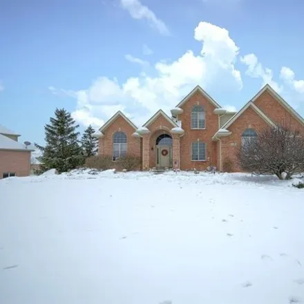 Buy this 4 bed house on 17085 Kings Fairway Lane in Grand Blanc, MI 48439