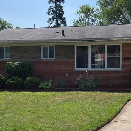 Rent this 3 bed house on 30698 Whittier Avenue in Madison Heights, MI 48071