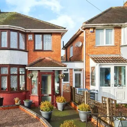 Buy this 3 bed duplex on 96 Steyning Road in Lyndon Green, B26 1JB