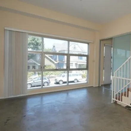 Image 7 - 2318 1/2 Portland Street, Los Angeles, CA 90007, USA - Townhouse for rent