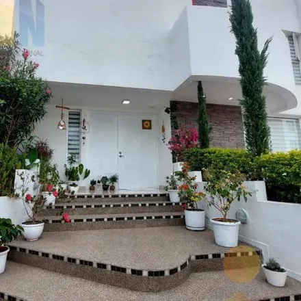 Buy this 5 bed house on Calle Alfonso Lamiña in 170903, Cumbaya