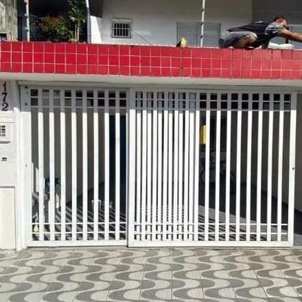 Buy this 2 bed house on Rua Vicente Itálo Feola in Ocian, Praia Grande - SP