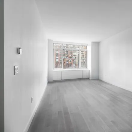 Rent this 2 bed apartment on 101 West End Avenue in New York, NY 10023