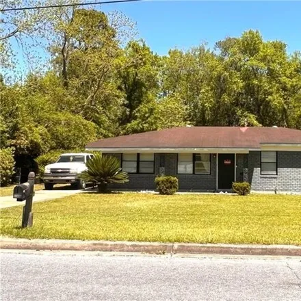 Buy this 3 bed house on 354 Greenview Street in Jesup, GA 31545