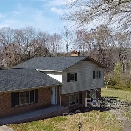 Buy this 3 bed house on 1357 33rd Street Southeast in Hickory, NC 28613
