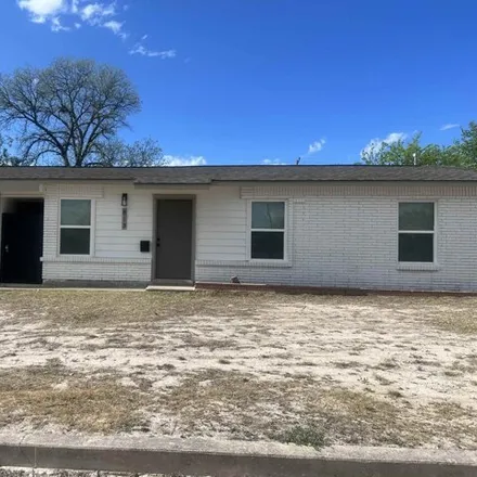 Buy this 3 bed house on 875 West 8th Street in Del Rio, TX 78840