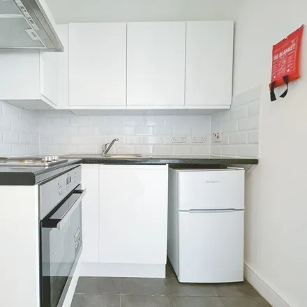 Image 3 - 56 West End Lane, London, NW6 2PB, United Kingdom - Apartment for rent