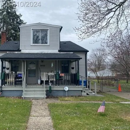 Buy this 4 bed house on 2382 Capitol Avenue in Warren, MI 48091