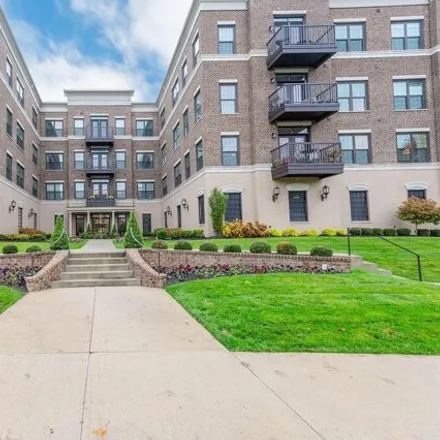 Buy this 3 bed condo on 1671 Eastwood Avenue in Columbus, OH 43203