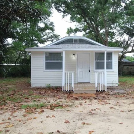 Rent this 3 bed house on 543 Wynnehurst Street in Pensacola, FL 32503