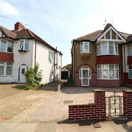 Rent this 3 bed house on Green Lane in London, HA8 7PL