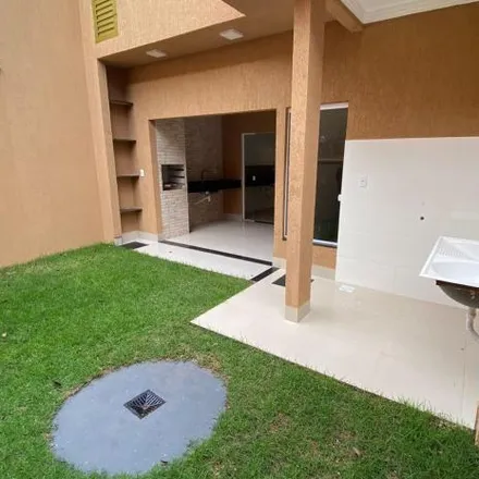 Buy this 3 bed house on Avenida Presidente Epitácio Pessoa in Jardim Presidente, Goiânia - GO
