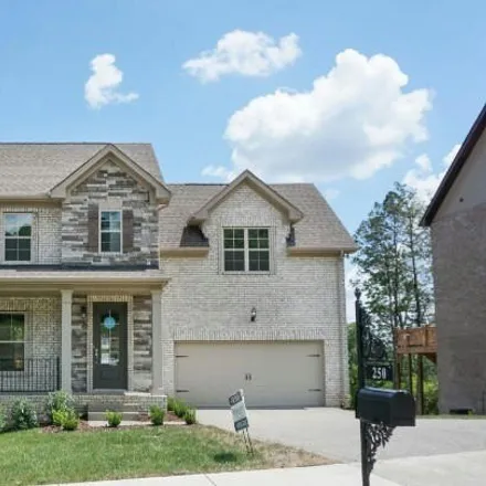 Rent this 3 bed house on 250 Crooked Creek Ln in Hendersonville, Tennessee