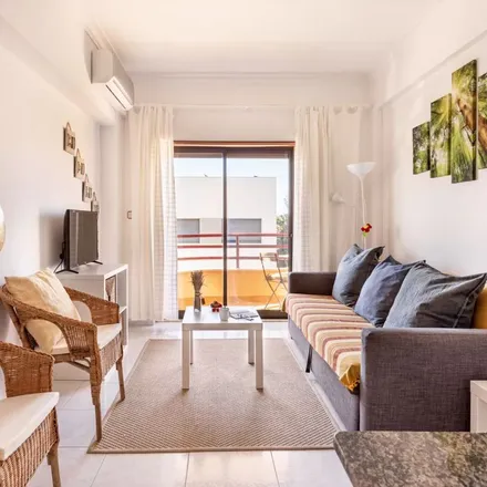 Rent this 2 bed apartment on Paisagem Protegida da Arriba Fóssil da Costa da Caparica in 2825-486 Costa da Caparica, Portugal