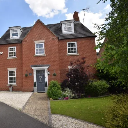 Rent this 5 bed townhouse on Murrayfield Avenue in Greylees, NG34 8GP