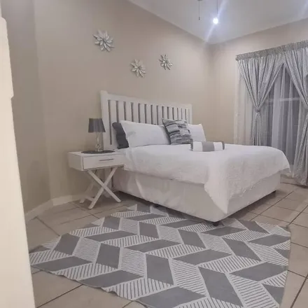 Rent this 3 bed townhouse on Midrand in 1685, South Africa