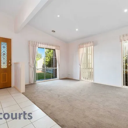 Image 3 - routes 832 & 760, McCormicks Road, Carrum Downs VIC 3977, Australia - Apartment for rent