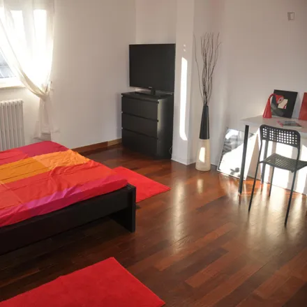 Image 5 - Via Amedeo d'Aosta, 20129 Milan MI, Italy - Room for rent