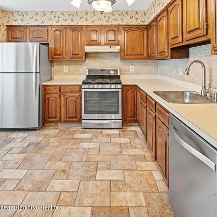 Image 4 - 253 Sugar Maple Court, Bergerville, Howell Township, NJ 07731, USA - Townhouse for sale