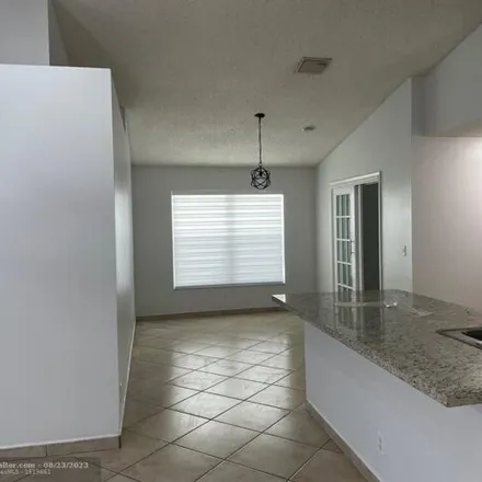 Image 7 - 17488 Southwest 22nd Street, Miramar, FL 33029, USA - House for rent