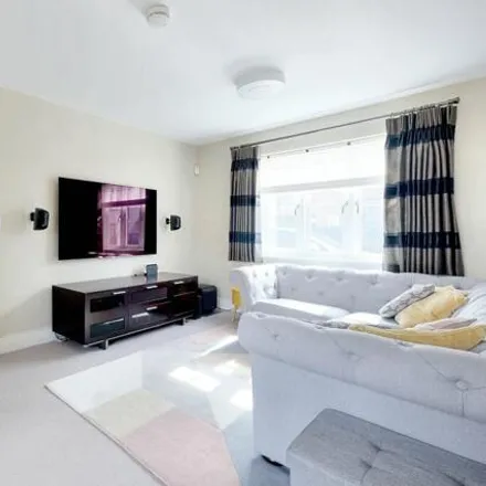 Image 2 - Whitley Link, Chelmsford, CM2 9FX, United Kingdom - Townhouse for sale