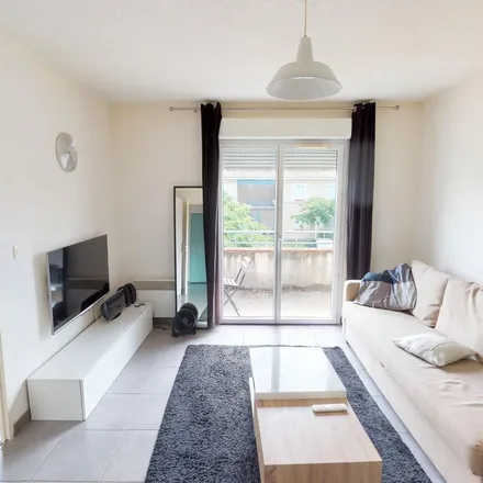 Rent this 1 bed apartment on Monument Aux Morts in Place Marius Turines, 31470 Fonsorbes