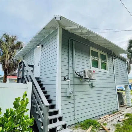 Rent this 1 bed apartment on 260 20th Avenue South in Saint Petersburg, FL 33705
