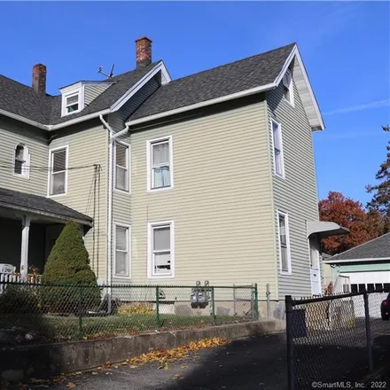 Image 2 - 174 Cliff Street, Millville, Naugatuck, CT 06770, USA - Townhouse for sale