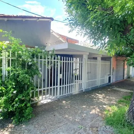 Buy this 2 bed house on Saavedra in Partido de San Miguel, Muñiz