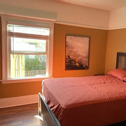 Rent this 1 bed apartment on Berkeley