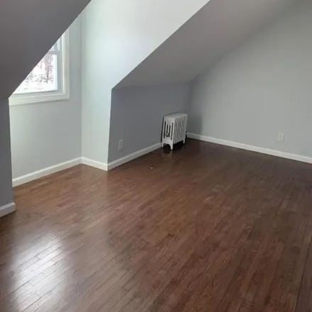 Rent this 5 bed apartment on 415 Oldham Road in Wayne, NJ 07470