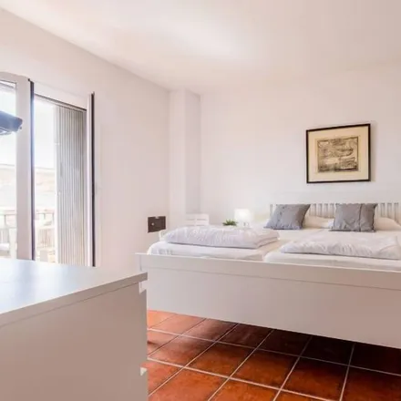 Rent this 4 bed duplex on 43830 Torredembarra