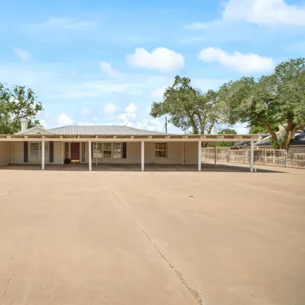 Buy this 5 bed house on 4906 19th Street in Lubbock, TX 79407