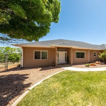 Buy this 3 bed house on 732 West Kanab Creek Drive in Kanab, UT 84741