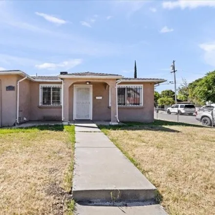 Buy this 3 bed house on 450 Howard Street in Stockton, CA 95206