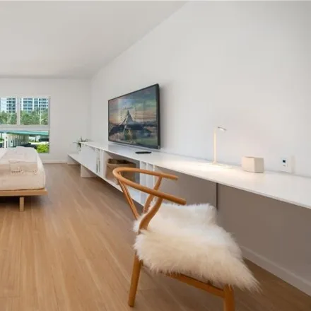 Rent this studio condo on 291 Bal Bay Drive in Bal Harbour Village, Miami-Dade County