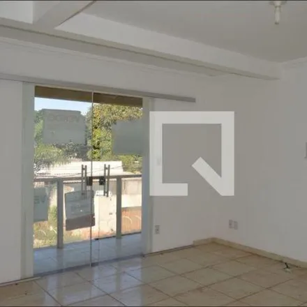 Rent this 3 bed house on Rua Joaquim Ferreira Costa in Nacional, Contagem - MG