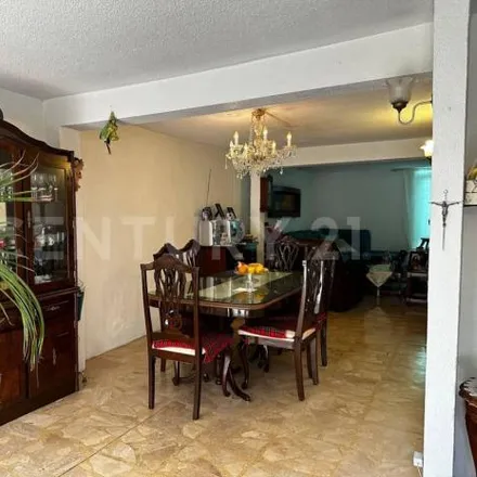 Buy this 5 bed house on Calle Francisco Javier Mina 59 in 54098 Tlalnepantla, MEX